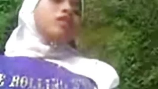 مكمما مورجبي مع قضيب عميق في قلاويها. سکسی اجنبی