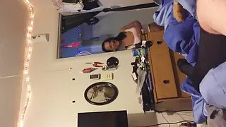 حصلت على باديكير ومارس سكسي الامهات مترجم الجنس.