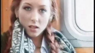 استسلمت أريا كاي افلامسکسی لميكانيكي سيارات.