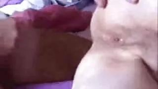 كا سكسي افلام كارتون ناروتو كالا كاديندين يبصق مع مدرب اللياقة البدنية على أريكة ناعمة.