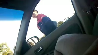 التقطت الشاحنة الصغيرة فتاة وتضربها في المنزل. صوره سكسي هندي