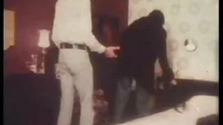 يطير الديك إلى النقطة افلام سكسي دراما المصممة كالساعة.