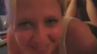 بيتر جرين فلام سكسي مجاني يساعد أخته على الحمل.