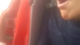 يمارس الجنس مع سكسي محرم مترجم الجار العاطفي أمام التلفزيون.