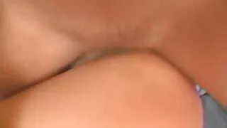 الاستمناء فراغ والأصابع فلم اجنبي سكسي ذكيا تعطي النشوة الجنسية.