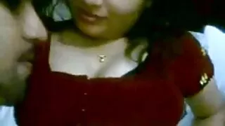 يمارس الجنس مع شقراء مع زب كبير. فيلم سكسي ثقب الحليمة.